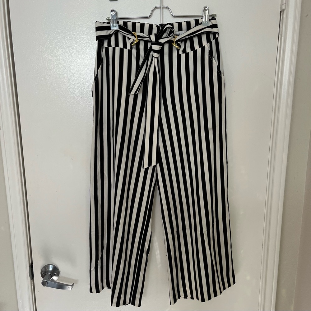 Kensie black and white strip flowy pant